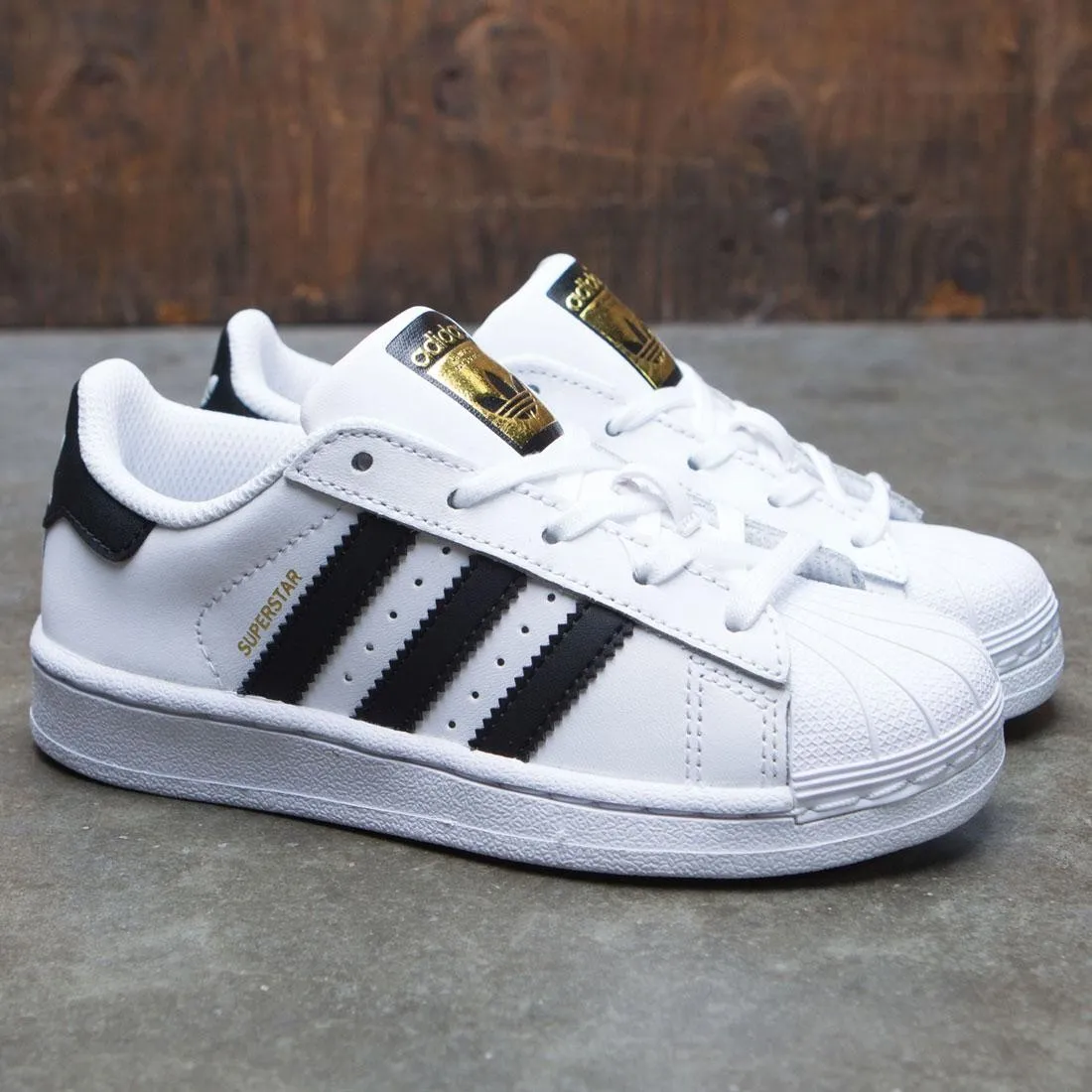 Adidas Little Kids Superstar (white / core black / running white)