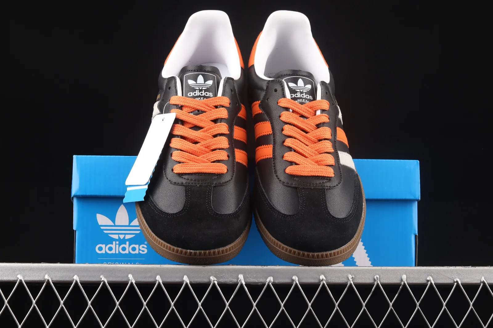 Adidas Originals Samba Vegan Orange Core Black Metallic Gold FW2428