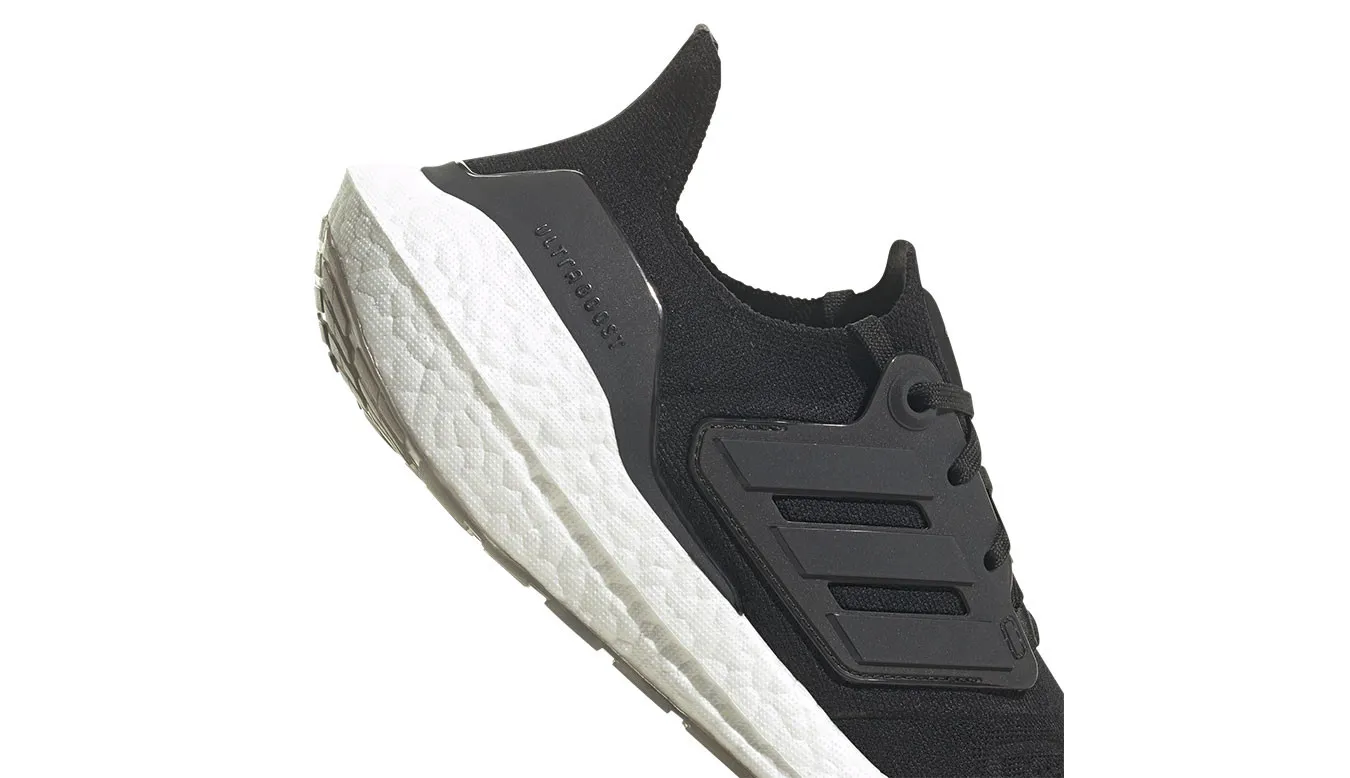 adidas Ultraboost 22 W