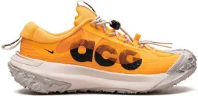 Nike ACG Mountain Fly Low 2 Laser Orange sneakers