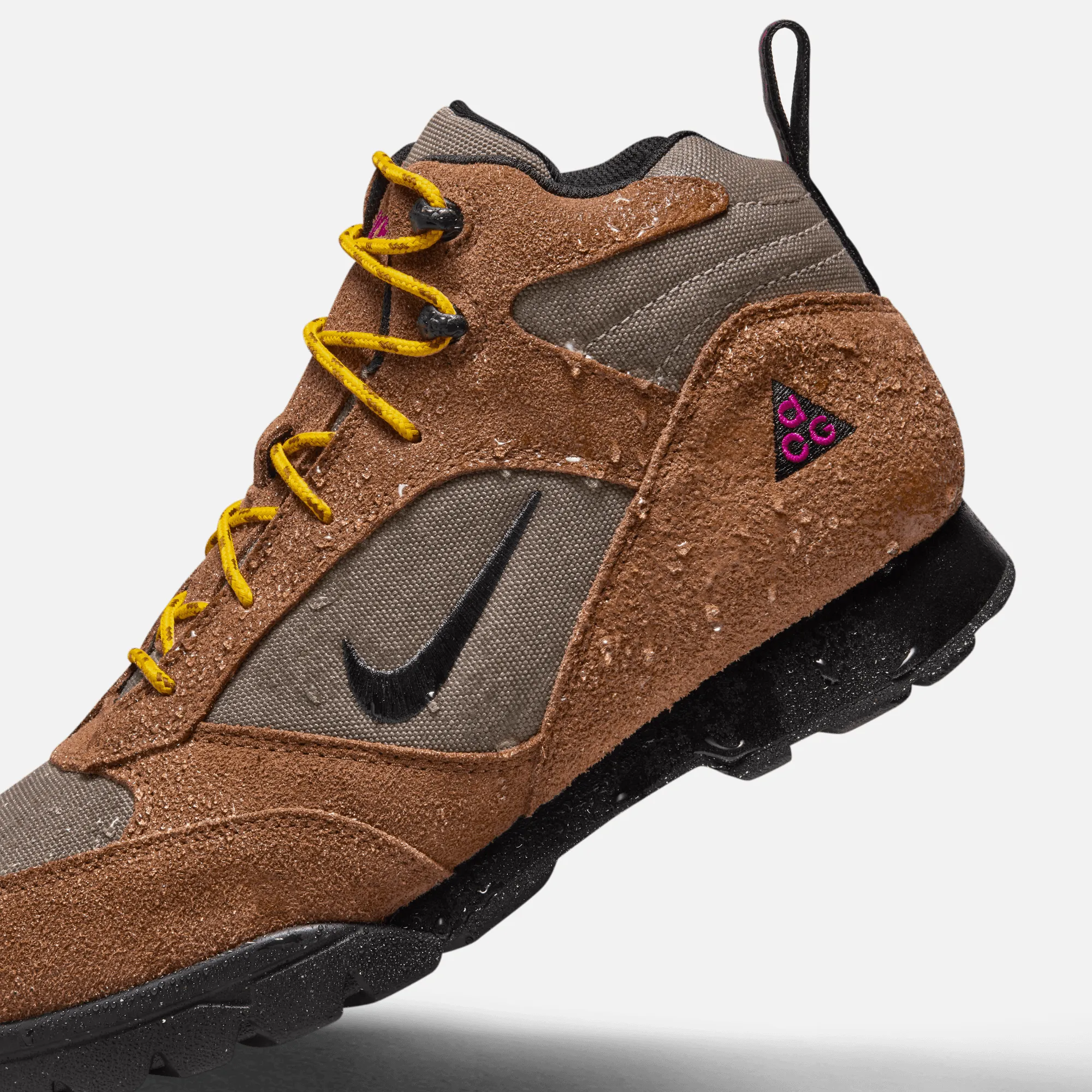 Nike ACG Torre Mid WP Pecan