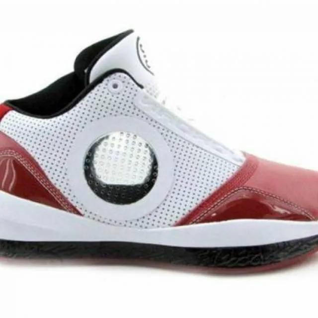 Nike air jordan 2010 welcome home white/red qs 5 - 7 y